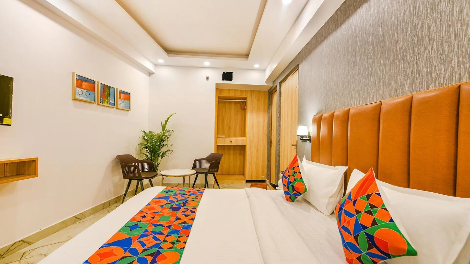 *** Hotel Fabhotel Tree House - Nr Yashobhoomi Convention Centre New Delhi India